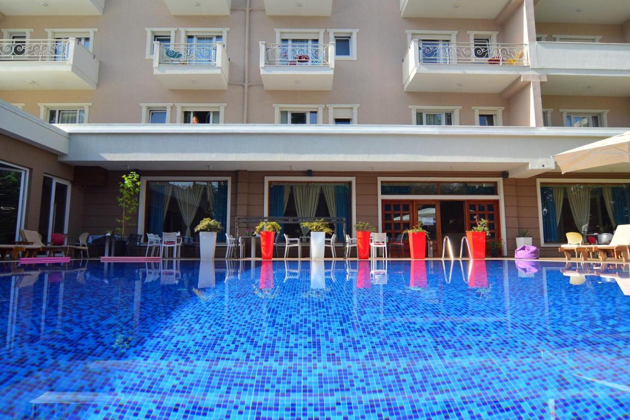 Sandy Resort 4*