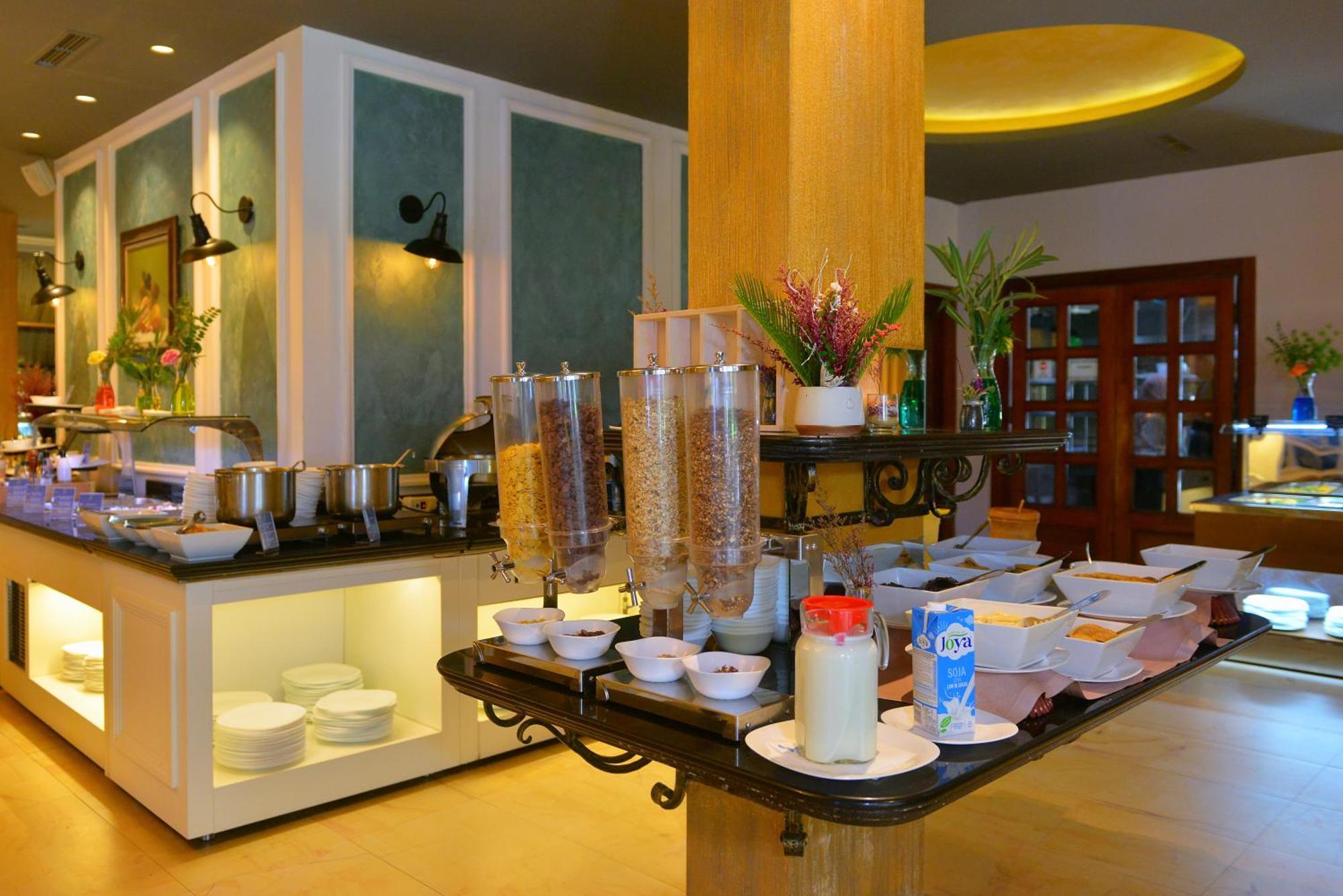 Resort Sandy 4*