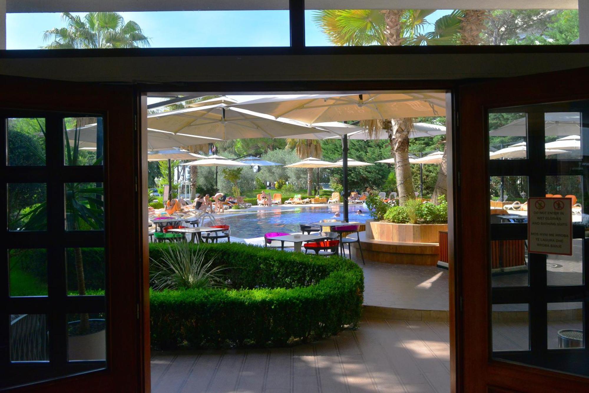 Resort Sandy Golem (Tirana)