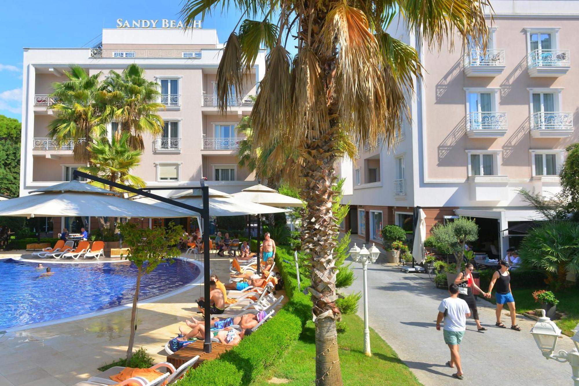 Resort Sandy Golem (Tirana)